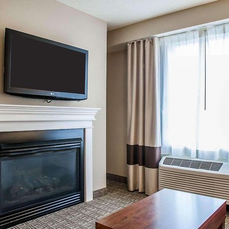 Comfort Inn & Suites Sturbridge-Brimfield Εξωτερικό φωτογραφία