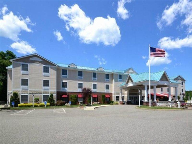 Comfort Inn & Suites Sturbridge-Brimfield Εξωτερικό φωτογραφία