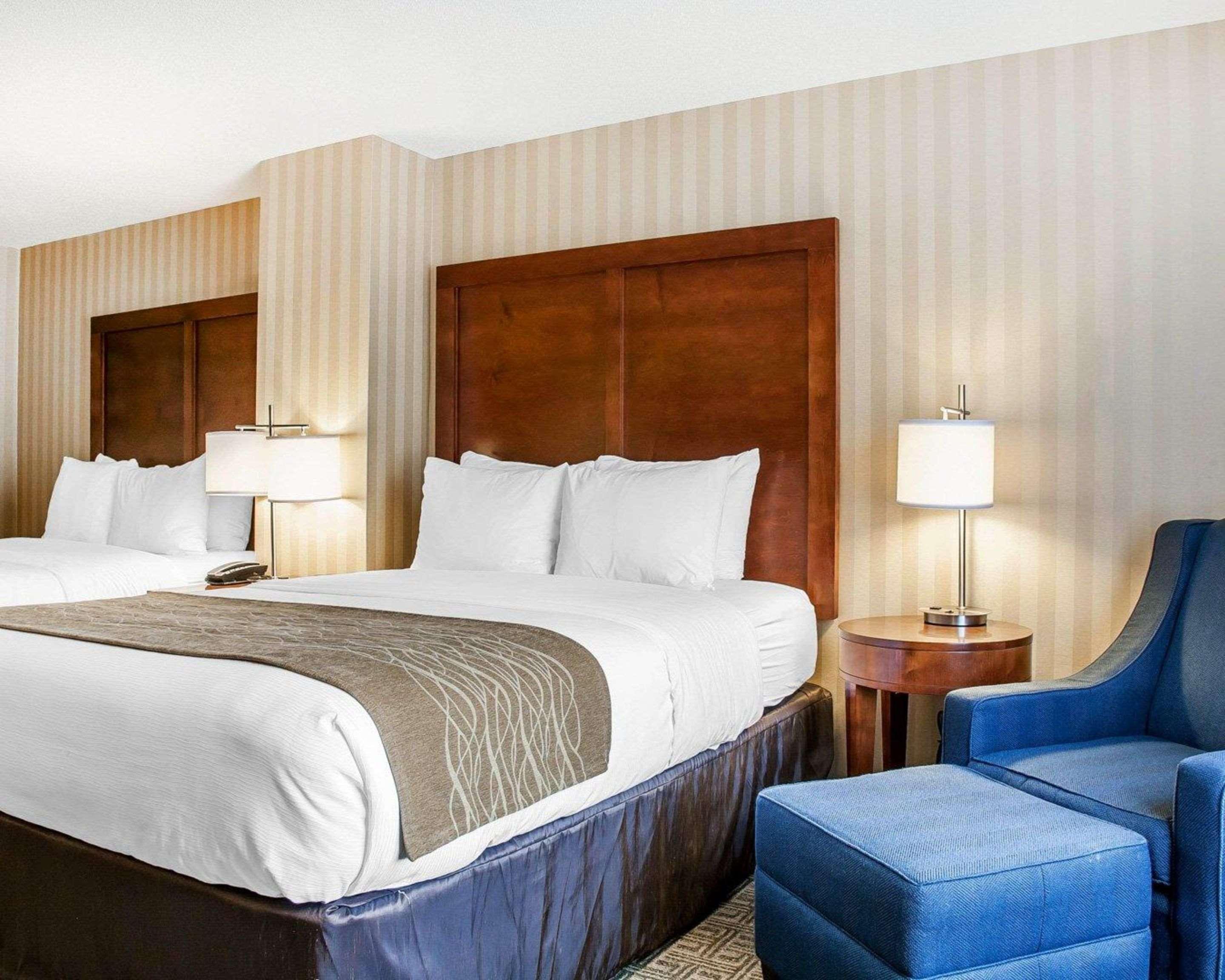 Comfort Inn & Suites Sturbridge-Brimfield Εξωτερικό φωτογραφία