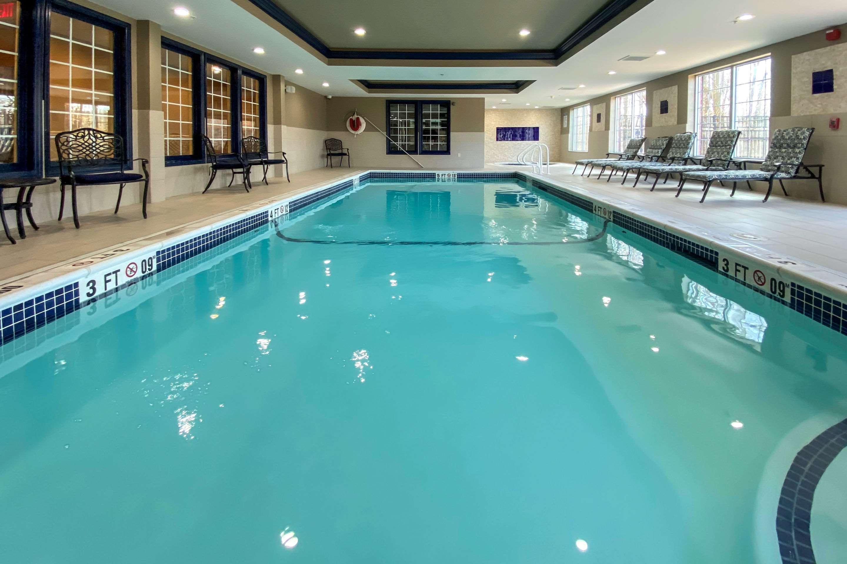 Comfort Inn & Suites Sturbridge-Brimfield Εξωτερικό φωτογραφία
