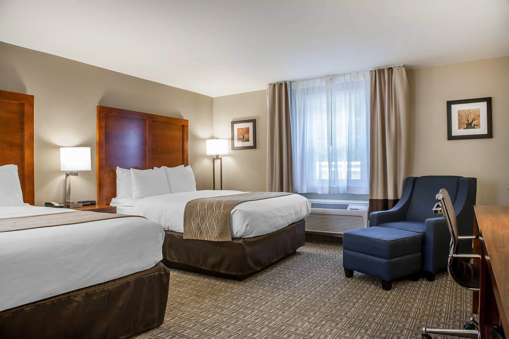 Comfort Inn & Suites Sturbridge-Brimfield Εξωτερικό φωτογραφία